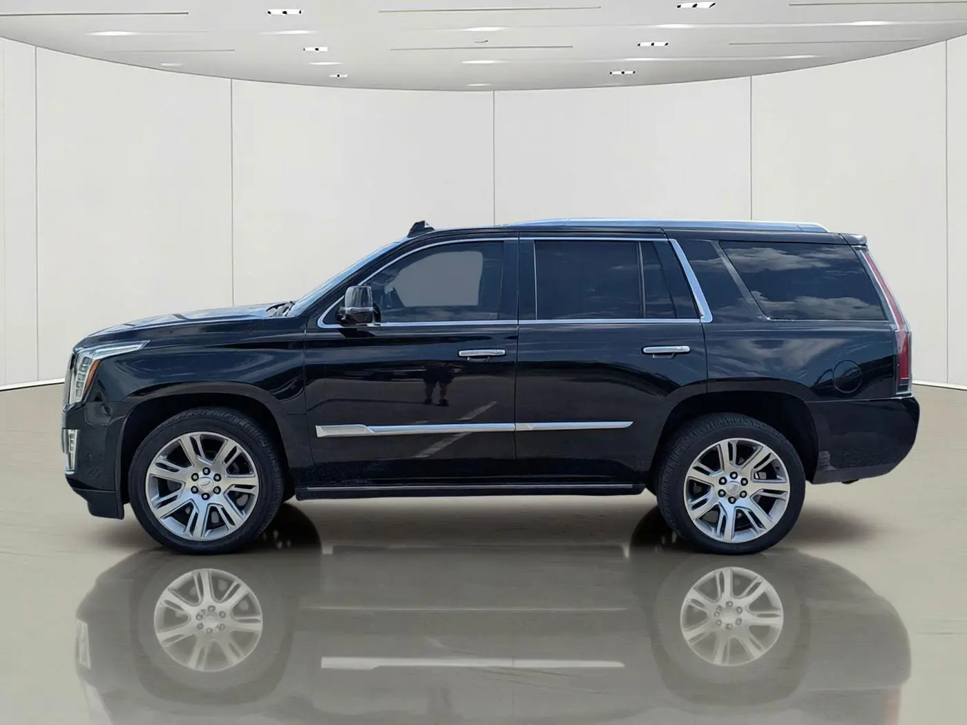 2018 Cadillac Escalade - $31,317