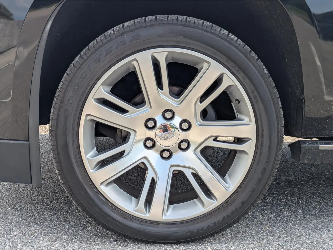 2018 Cadillac Escalade - $31,317