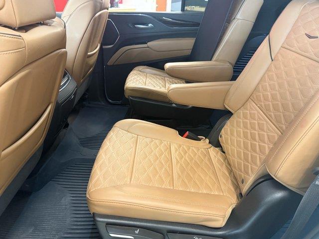 2023 Cadillac Escalade - $65,995