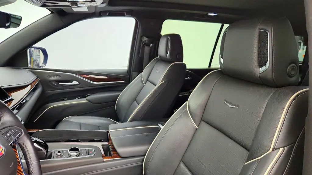 2022 Cadillac Escalade - $54,495