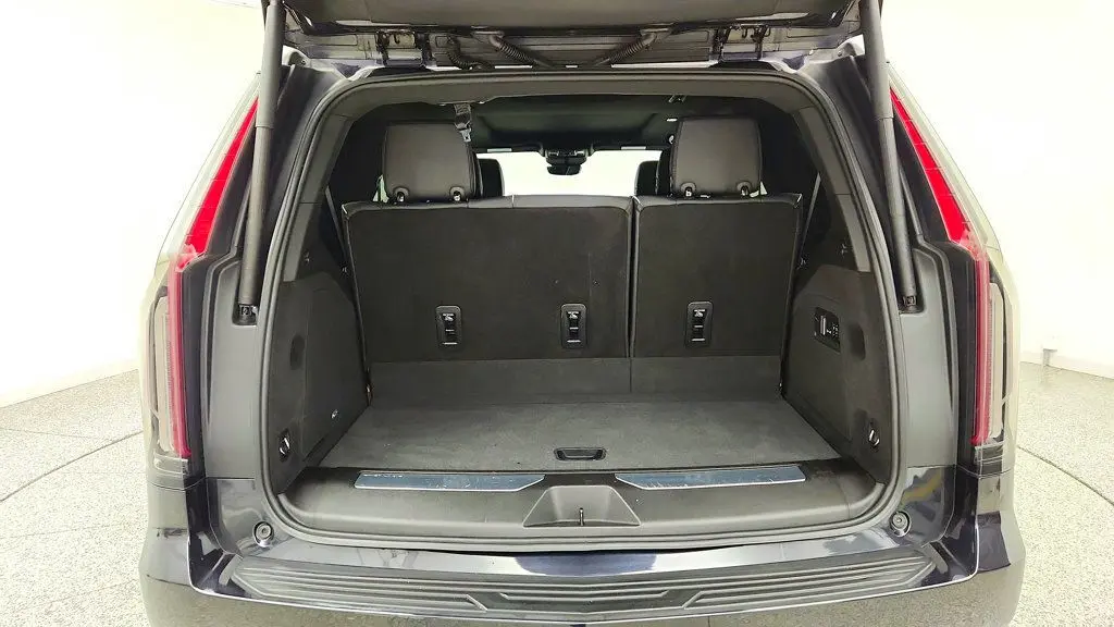 2022 Cadillac Escalade - $54,495