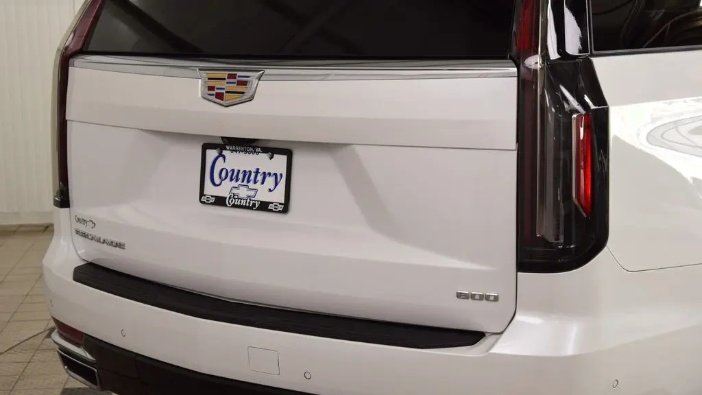 2023 Cadillac Escalade Premium Luxury