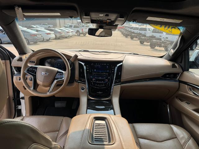 2018 Cadillac Escalade - $29,989