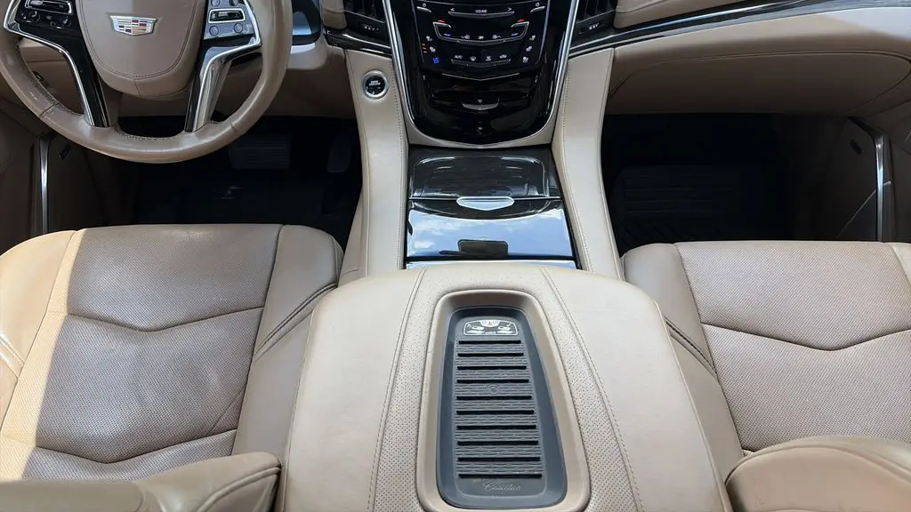 2019 Cadillac Escalade Platinum