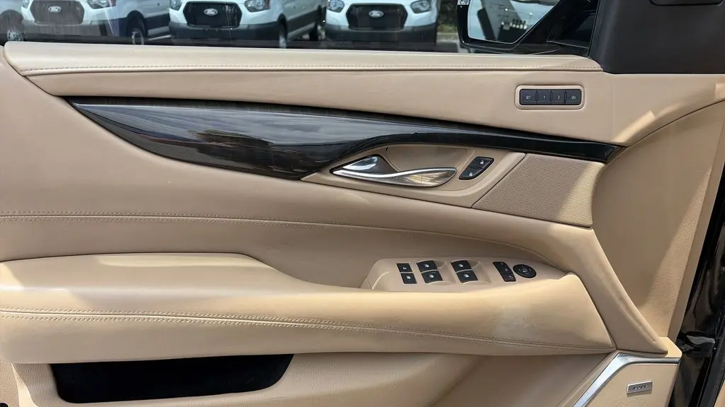 2019 Cadillac Escalade Platinum