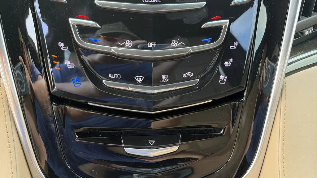 2019 Cadillac Escalade Platinum