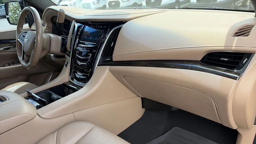2019 Cadillac Escalade Platinum