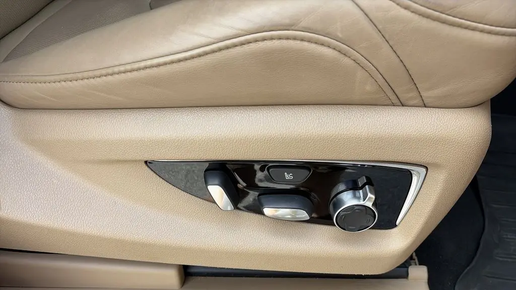 2019 Cadillac Escalade Platinum