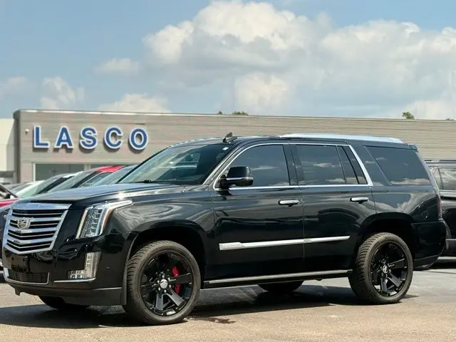 2020 Cadillac Escalade - $40,500