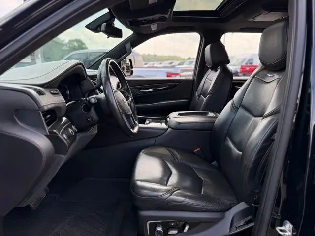 2020 Cadillac Escalade - $40,500