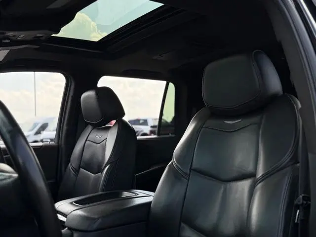 2020 Cadillac Escalade - $40,500