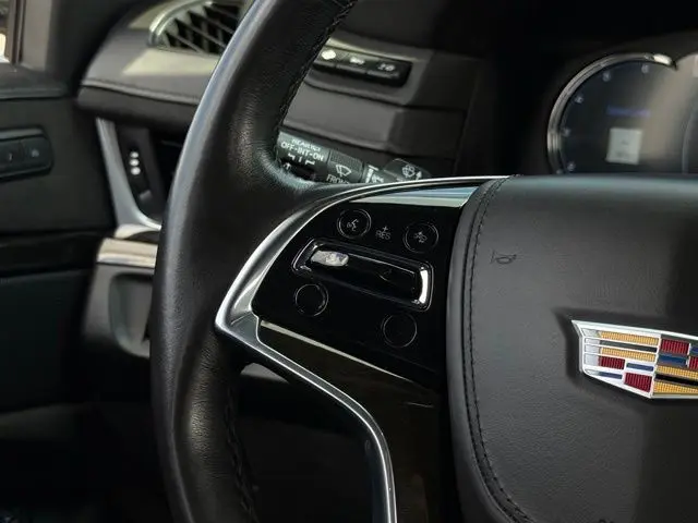 2020 Cadillac Escalade - $40,500