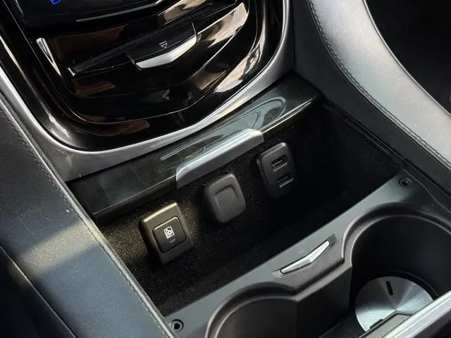 2020 Cadillac Escalade - $40,500