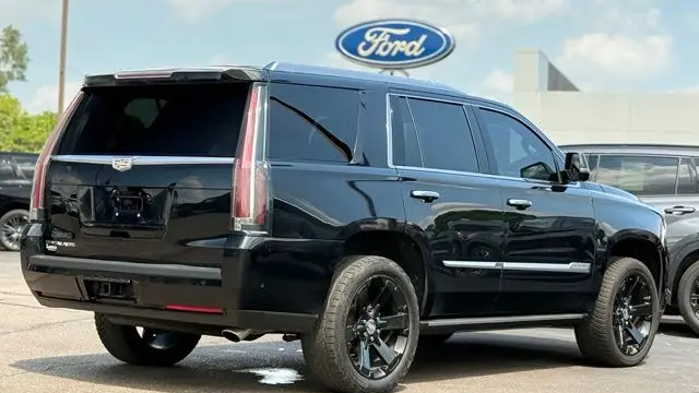 2020 Cadillac Escalade Platinum