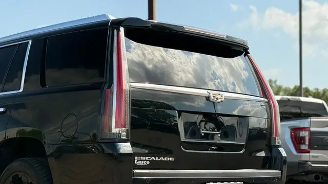2020 Cadillac Escalade Platinum
