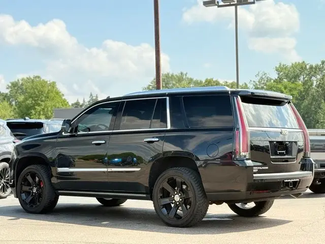 2020 Cadillac Escalade - $40,500