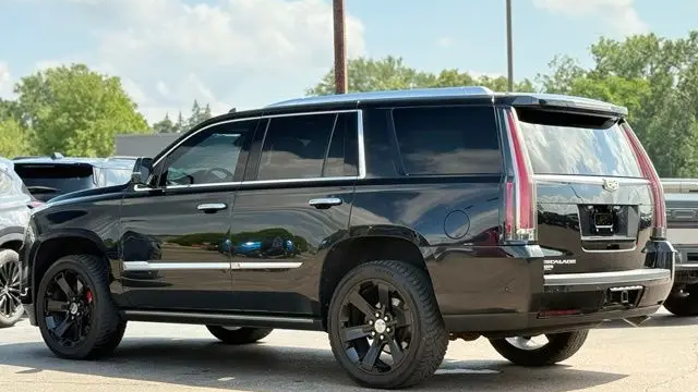 2020 Cadillac Escalade Platinum