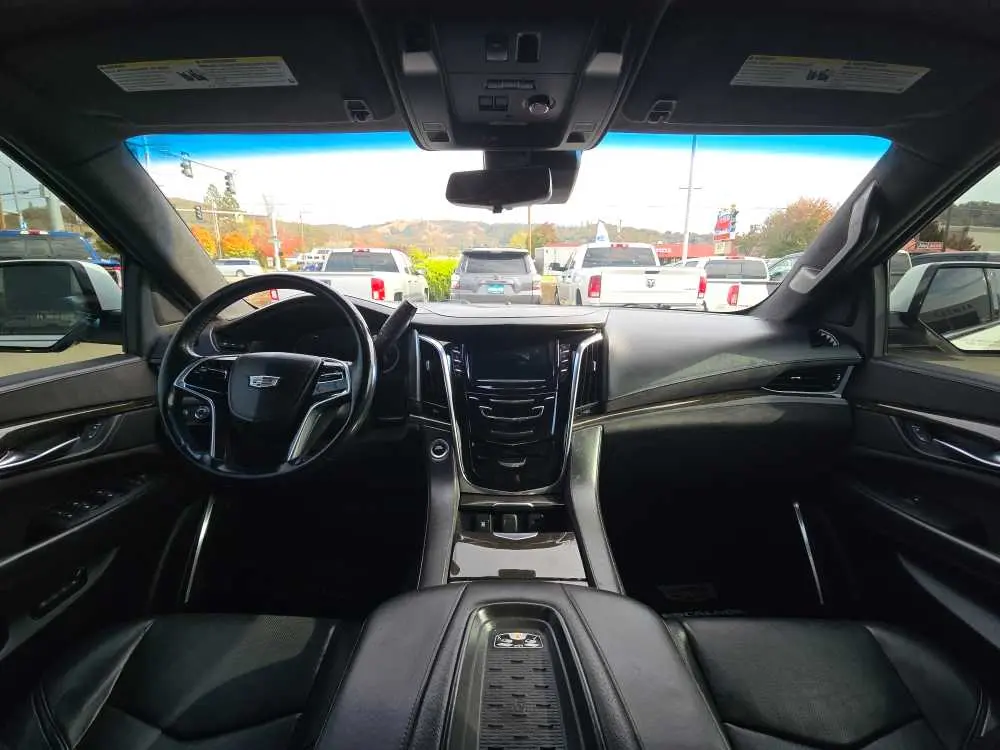 2017 Cadillac Escalade - $29,750