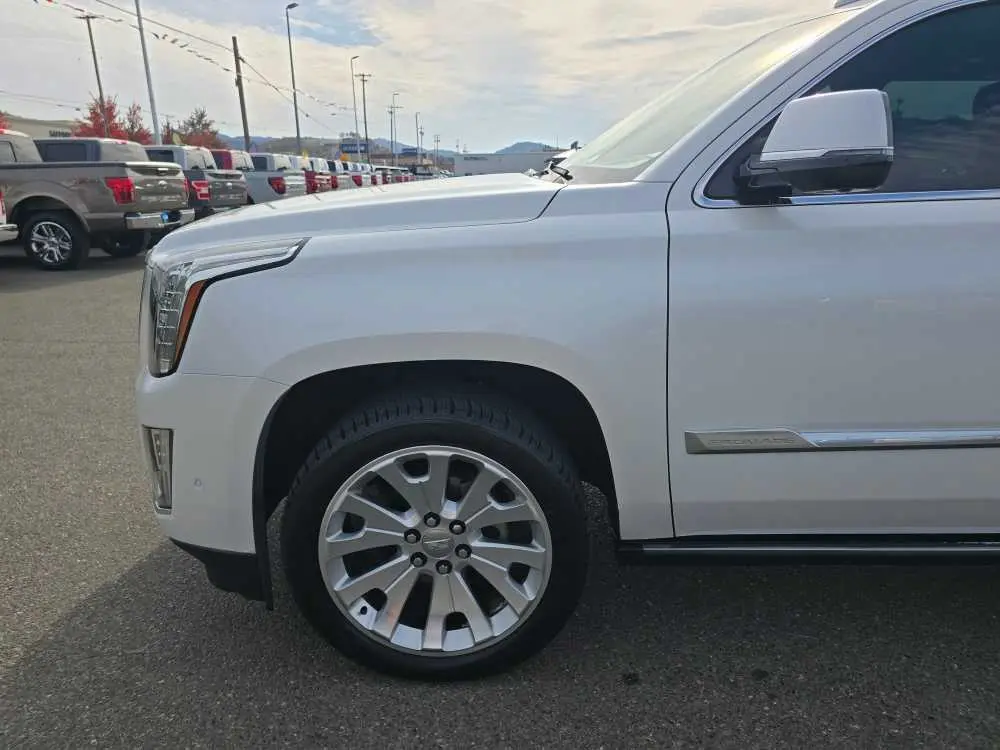2017 Cadillac Escalade - $29,750