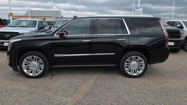 2017 Cadillac Escalade Platinum