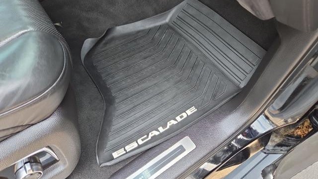 2017 Cadillac Escalade Platinum
