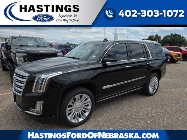 2017 Cadillac Escalade - $29,981