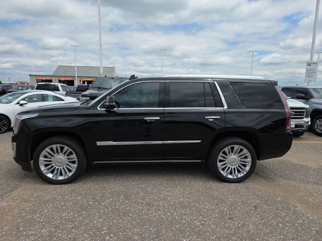 2017 Cadillac Escalade - $29,981