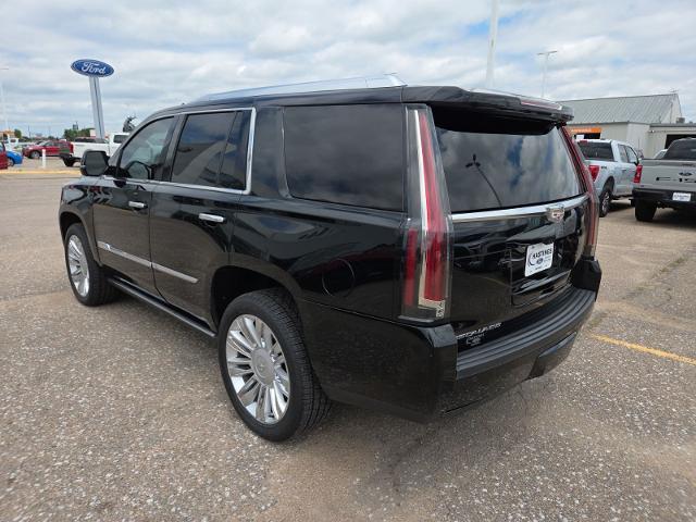 2017 Cadillac Escalade - $29,981