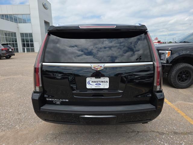 2017 Cadillac Escalade - $29,981