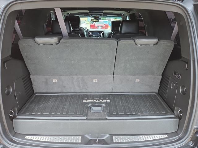 2017 Cadillac Escalade - $29,981