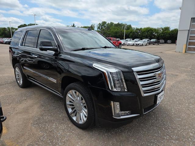 2017 Cadillac Escalade - $29,981