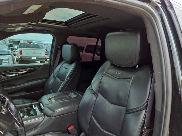2017 Cadillac Escalade - $29,981