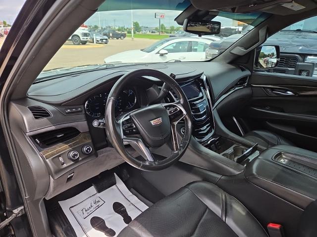 2017 Cadillac Escalade - $29,981
