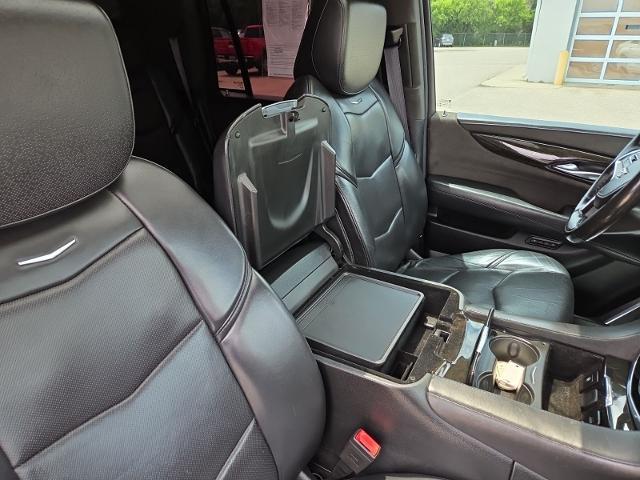 2017 Cadillac Escalade - $29,981