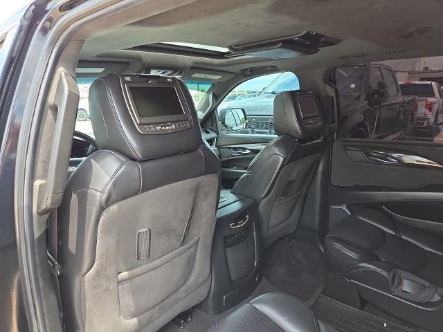 2017 Cadillac Escalade - $29,981