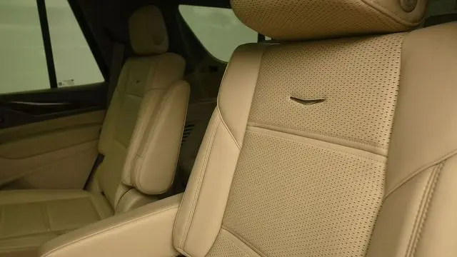 2023 Cadillac Escalade Premium Luxury Platinum