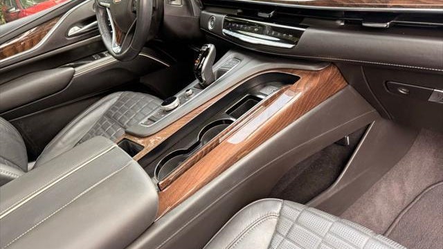 2023 Cadillac Escalade Premium Luxury Platinum