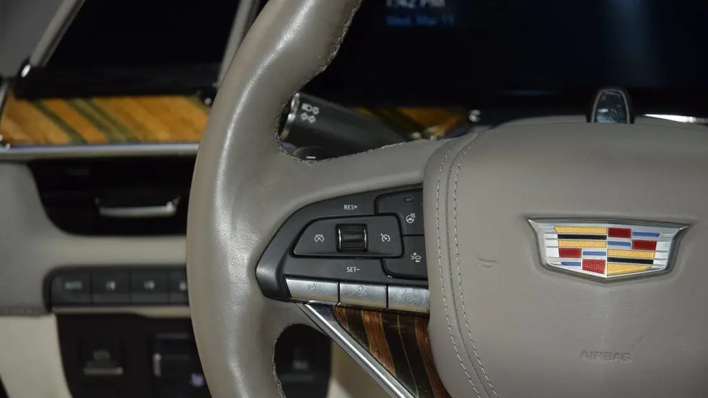 2023 Cadillac Escalade Premium Luxury Platinum