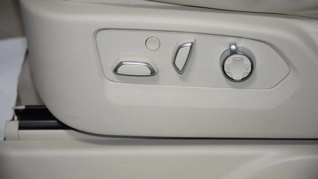 2023 Cadillac Escalade Premium Luxury Platinum
