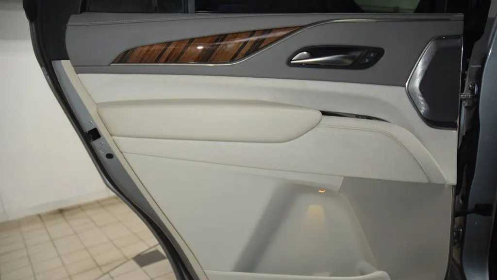 2023 Cadillac Escalade Premium Luxury Platinum