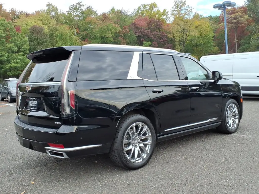 2021 Cadillac Escalade - $63,990