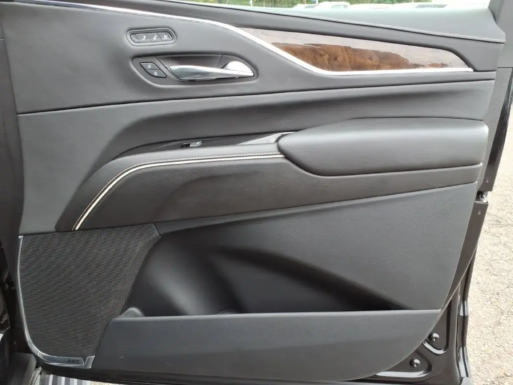 2021 Cadillac Escalade - $63,990