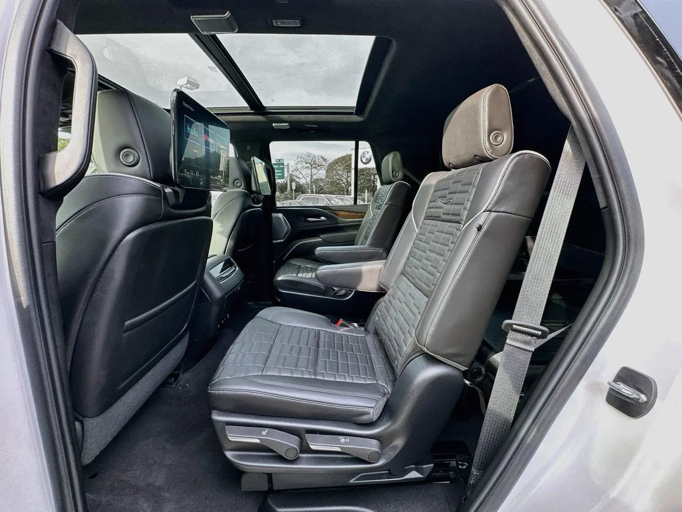 2024 Cadillac Escalade - $80,994