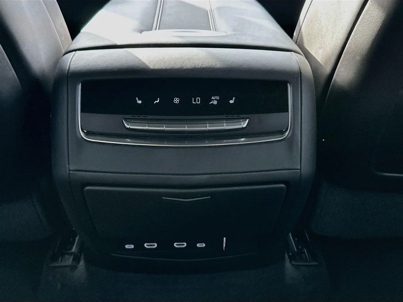2024 Cadillac Escalade - $80,994