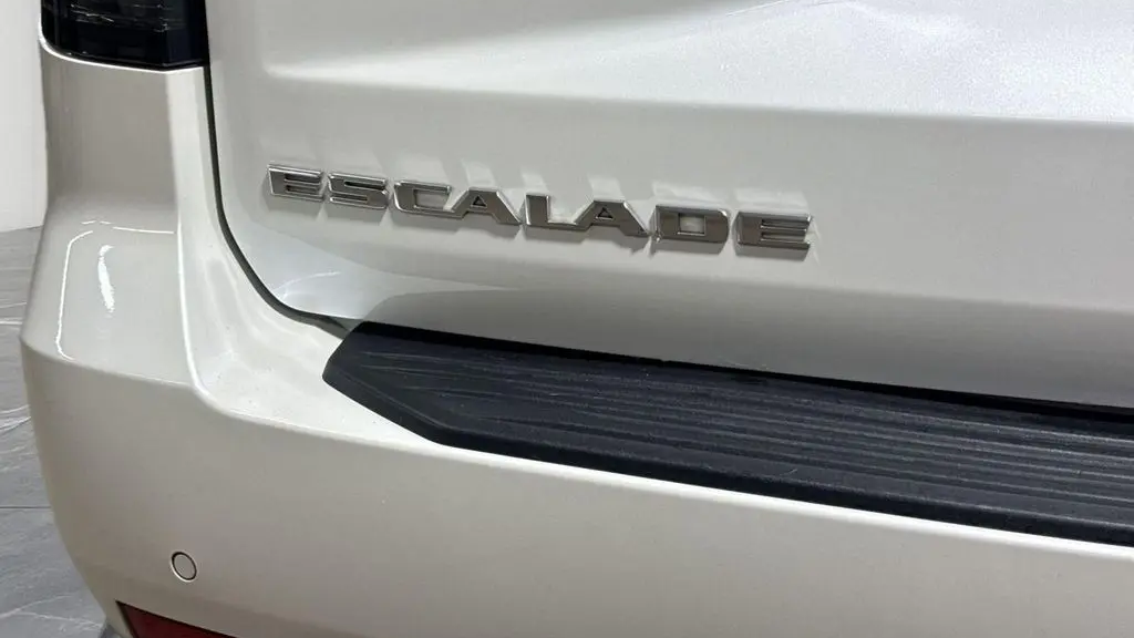 2023 Cadillac Escalade Premium Luxury Platinum