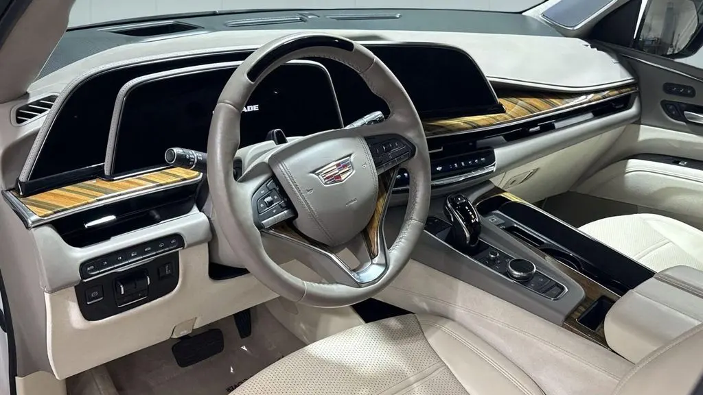 2023 Cadillac Escalade Premium Luxury Platinum
