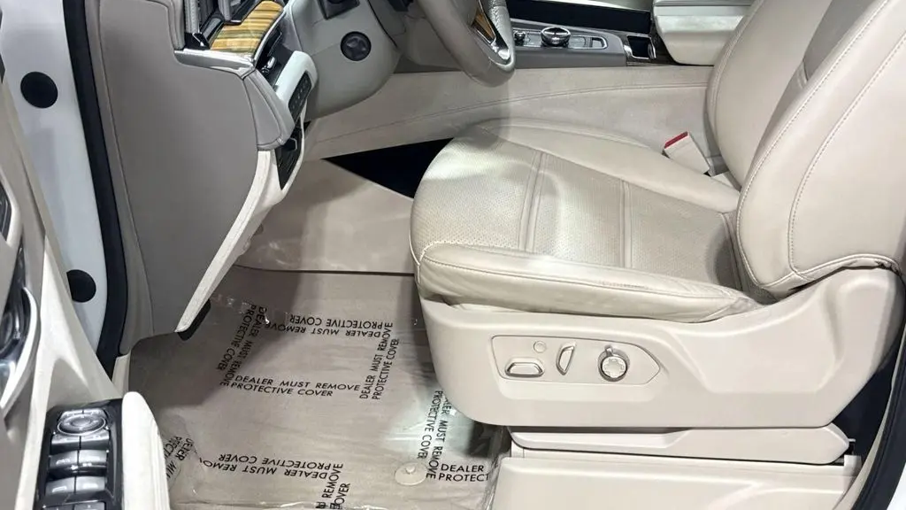 2023 Cadillac Escalade Premium Luxury Platinum