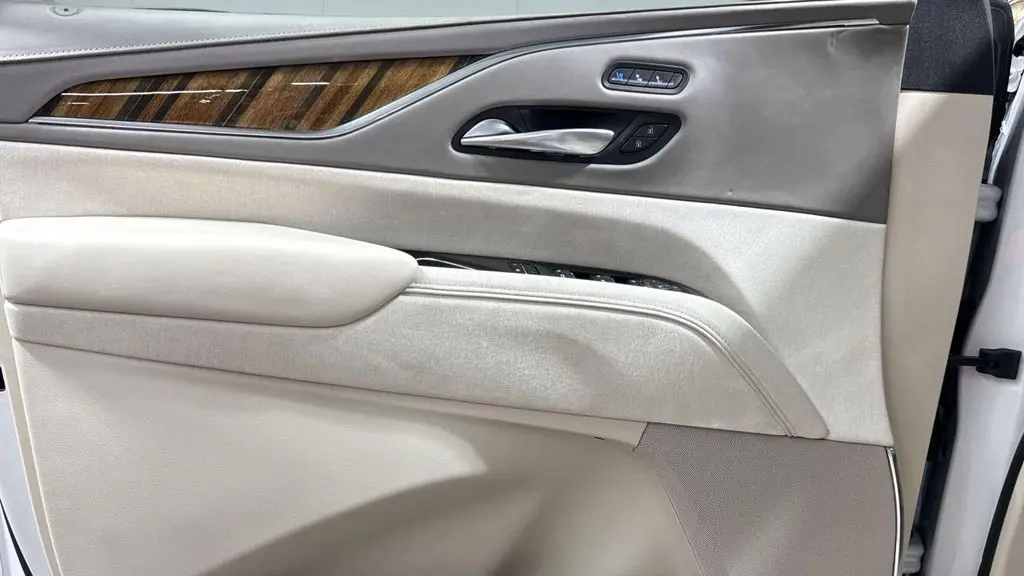 2023 Cadillac Escalade Premium Luxury Platinum