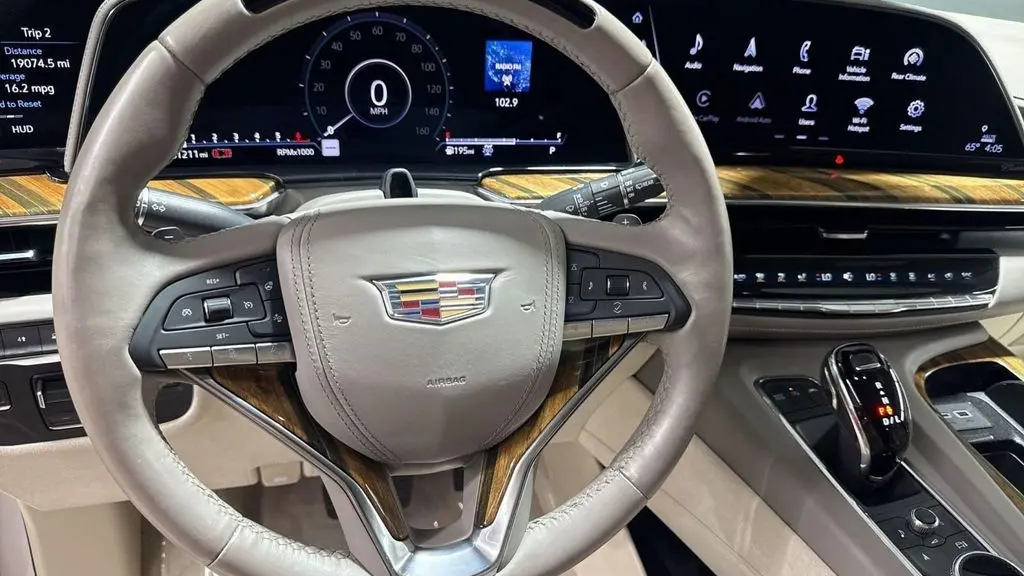 2023 Cadillac Escalade Premium Luxury Platinum