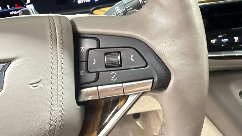 2023 Cadillac Escalade Premium Luxury Platinum